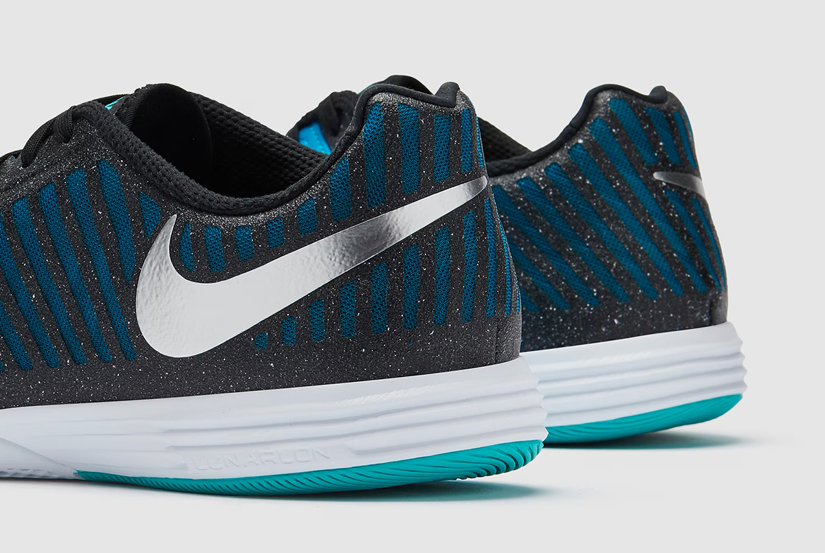 Футзалки Nike